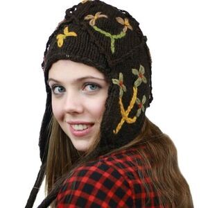 Handcrafted by Napalis artisans Chullo Knit Nepal Wool Hat, Green Flowers w/ties